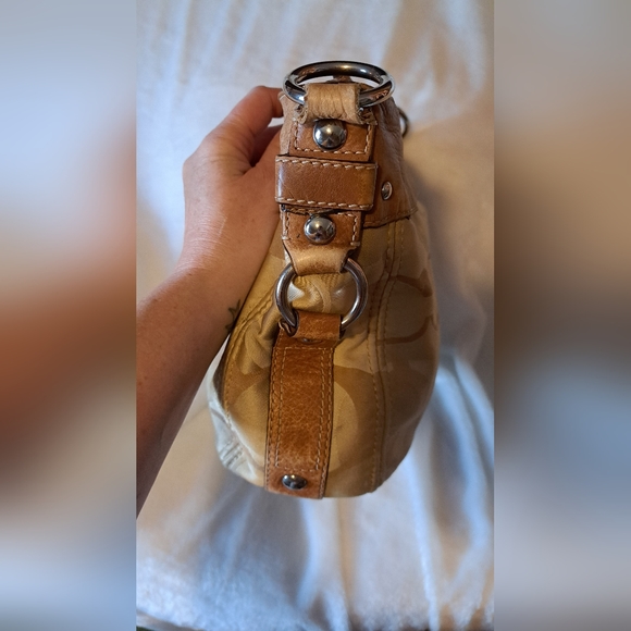 COACH GENUINE LEATHER AND SATIN JACQUARD BUCKET BAG - Picture 7 of 16